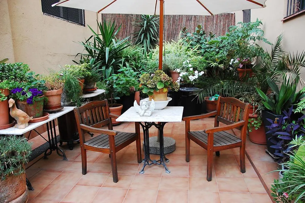 The Patio Barcelona Διαμέρισμα 0*,